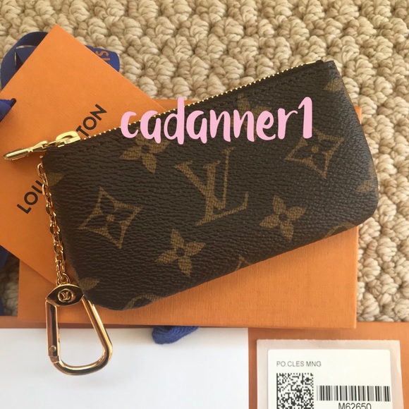 Louis Vuitton Accessories - 🇫🇷💯Authentic Louis Vuitton Cles Key Pouch